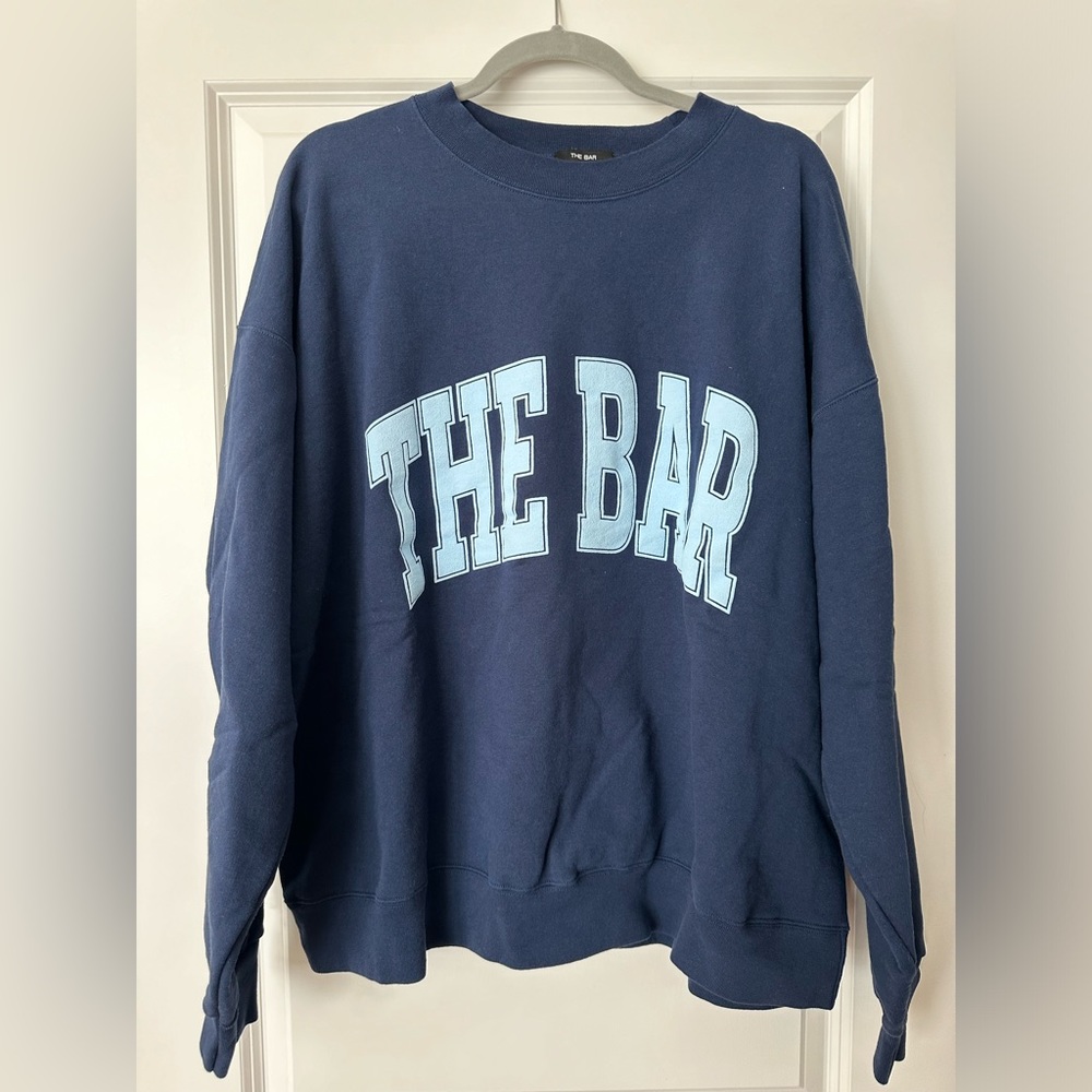 THE BAR VARSITY SWEATSHIRT - Navy/Baby Blue